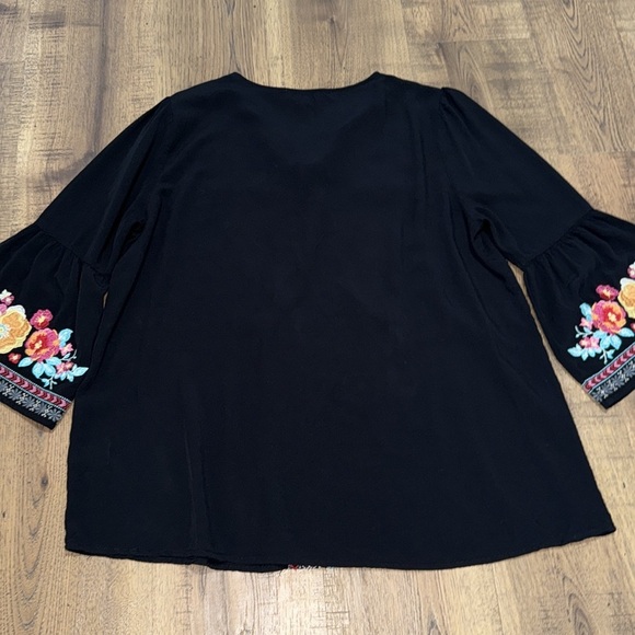 ANDREE Black Embellished Blouse with 3/4 Sleeves - Picture 7 of 7